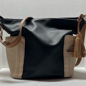 Elegant Black and Tan Women's Bag
